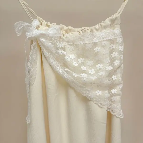 Lace Flower Elegant Temperament Lace Women Flower White Sweet Triangle Scarf Thin Breathable Ribbon Artistic Style Travel Photo